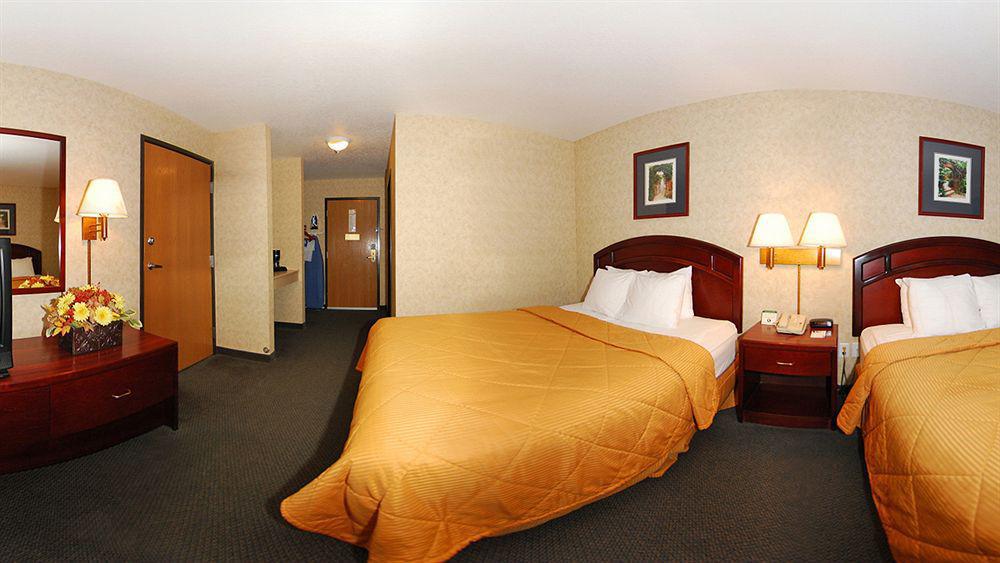 Comfort Inn Story City Екстер'єр фото