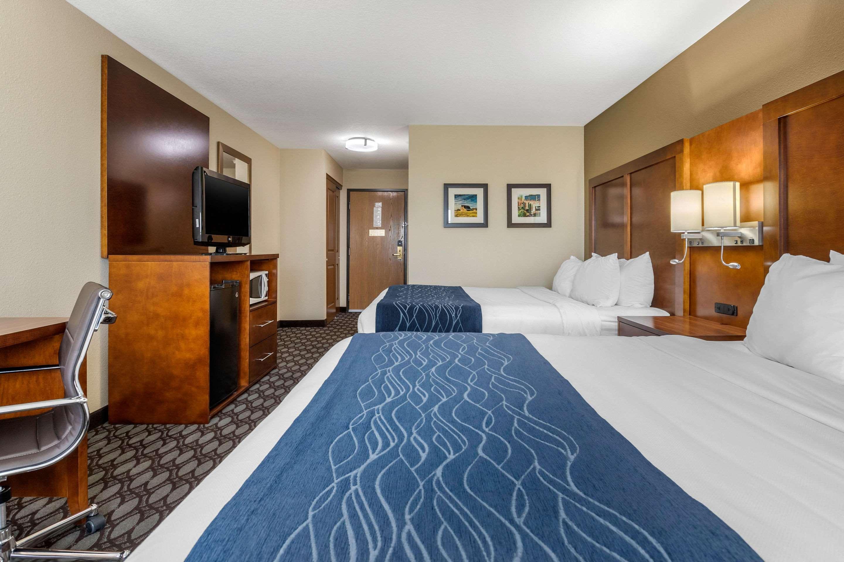 Comfort Inn Story City Екстер'єр фото