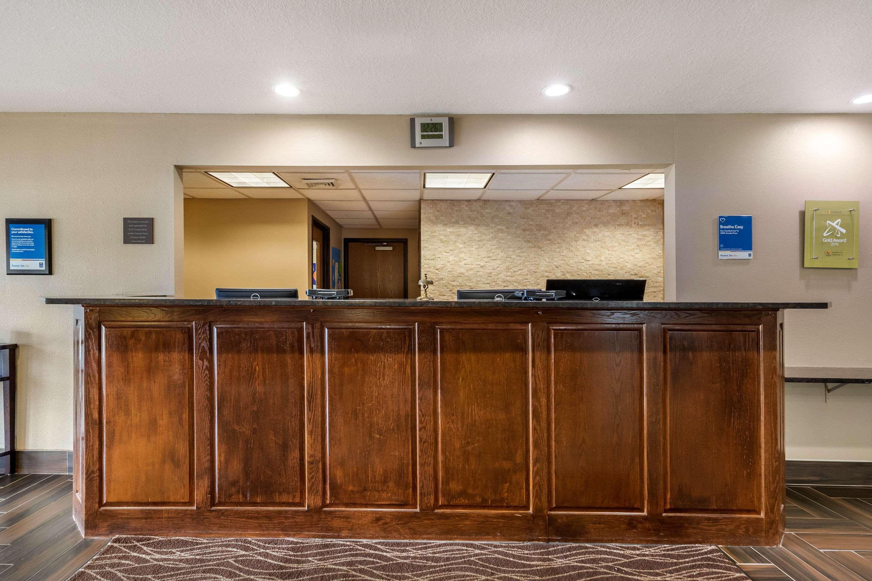 Comfort Inn Story City Екстер'єр фото