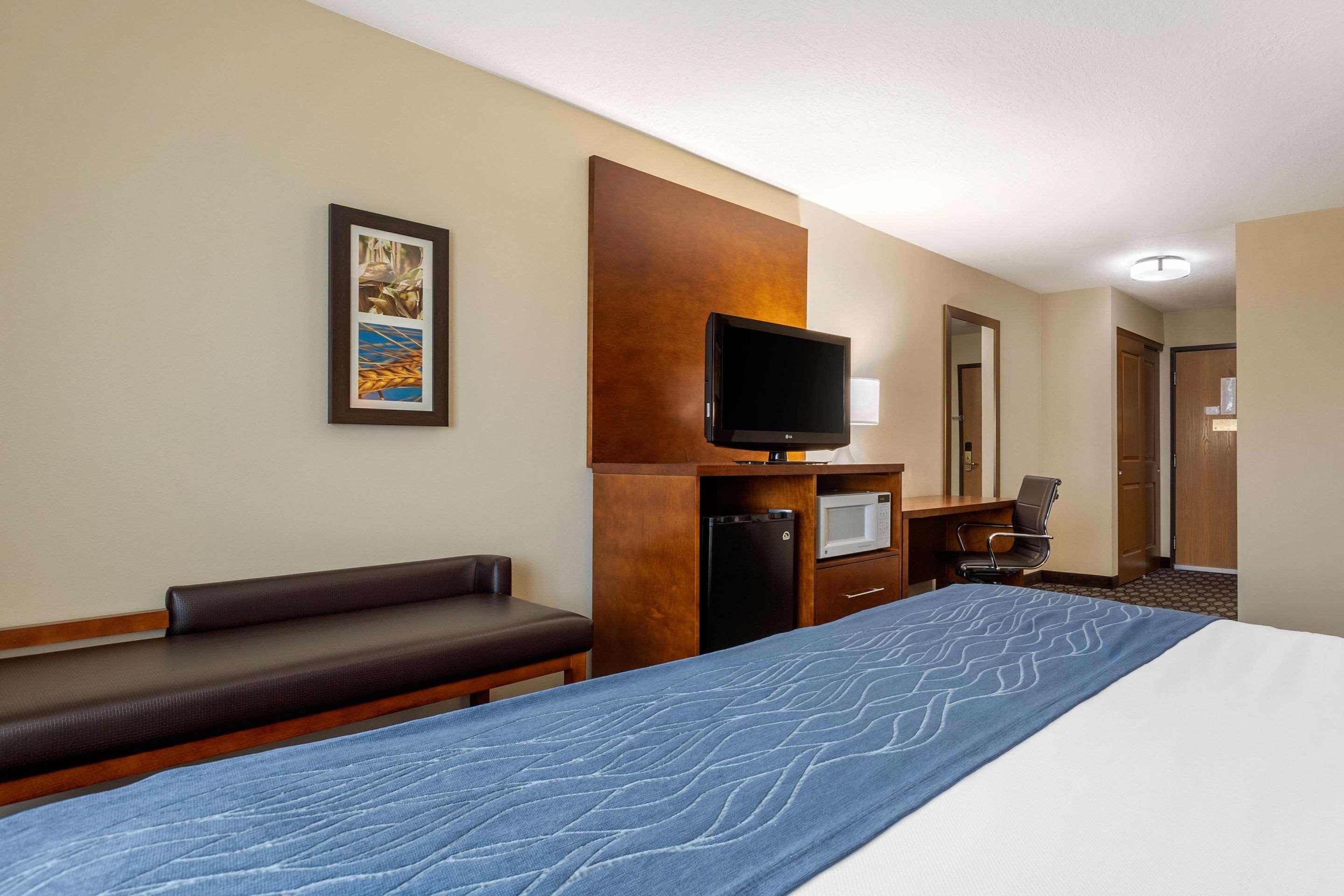 Comfort Inn Story City Екстер'єр фото