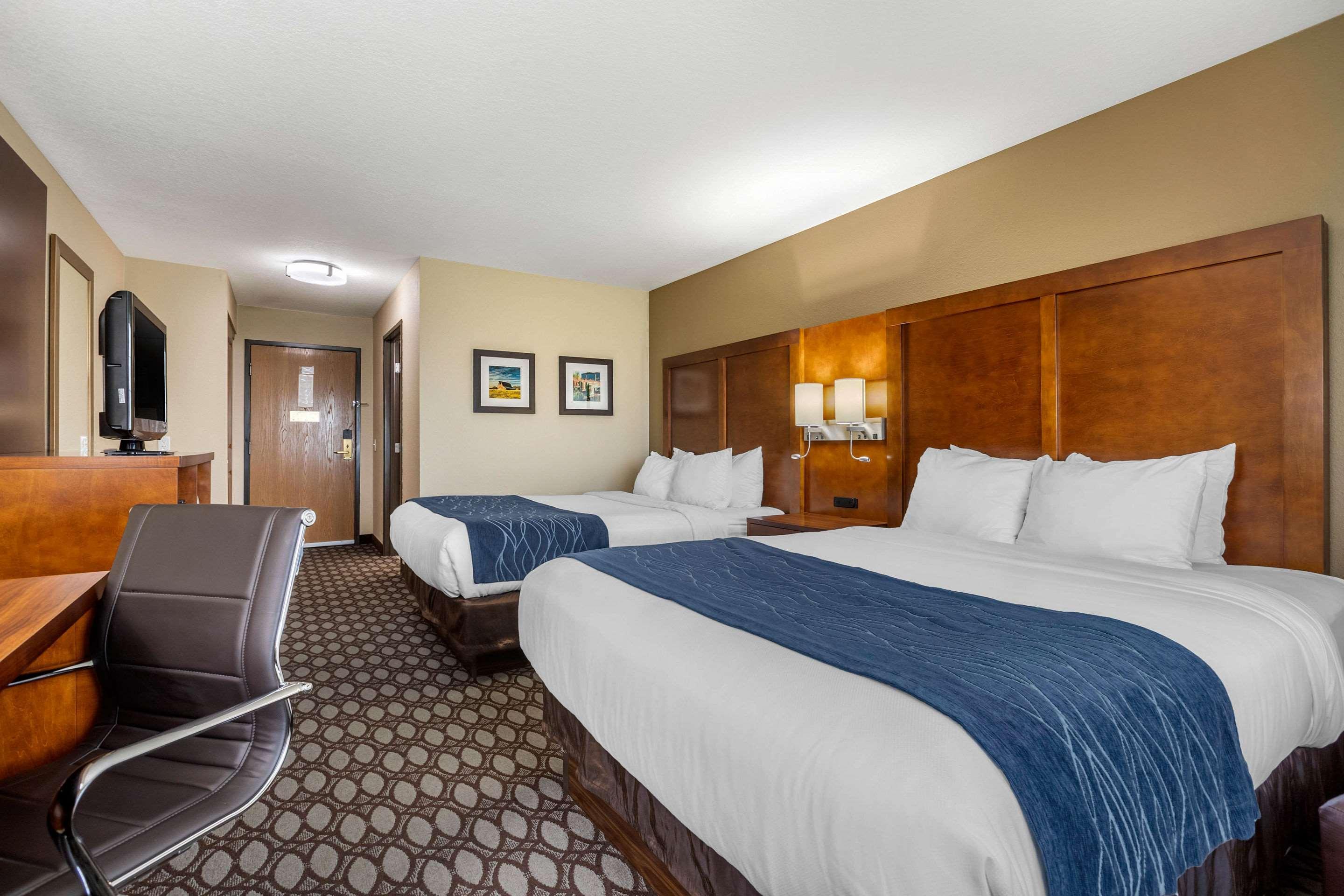 Comfort Inn Story City Екстер'єр фото