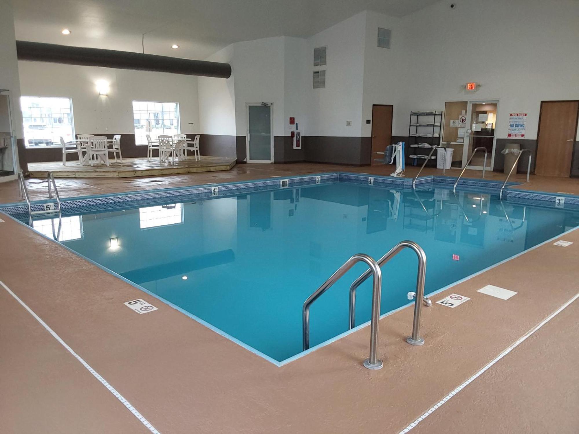 Comfort Inn Story City Екстер'єр фото