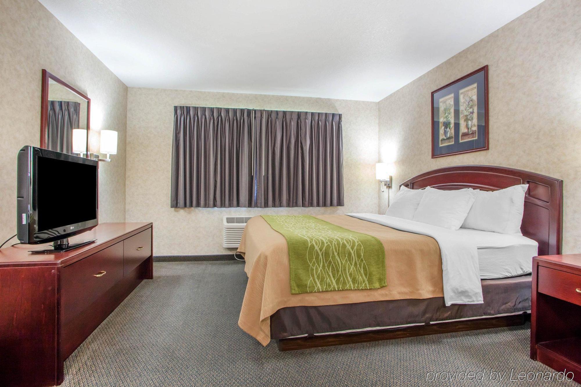 Comfort Inn Story City Екстер'єр фото