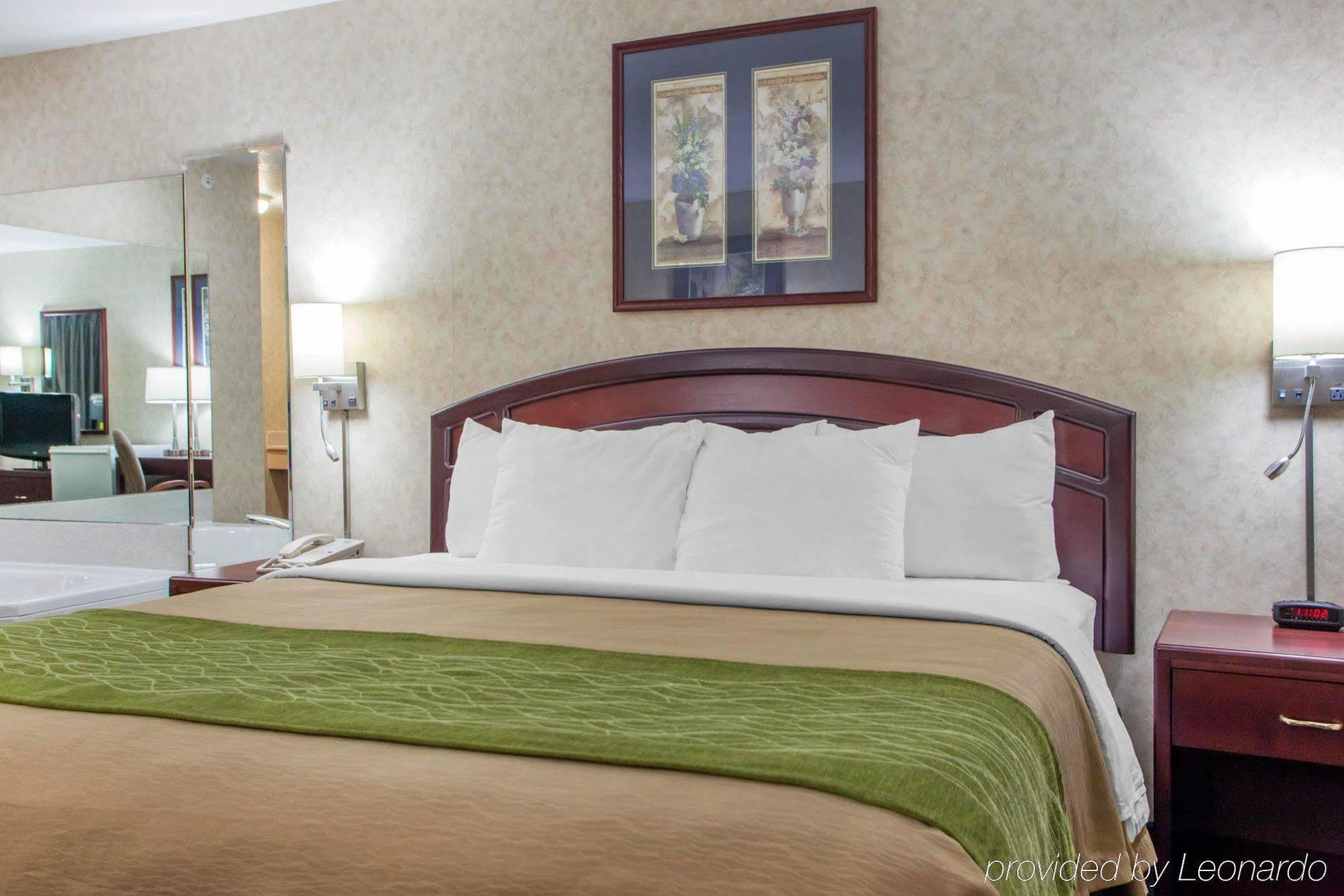 Comfort Inn Story City Екстер'єр фото